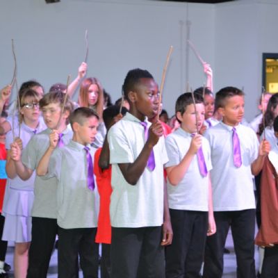 Year 6 Play (44)